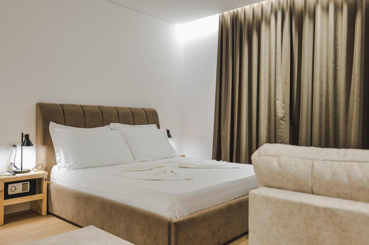 Luxury Villa Alisja Sarande With Private Beach Exterior foto