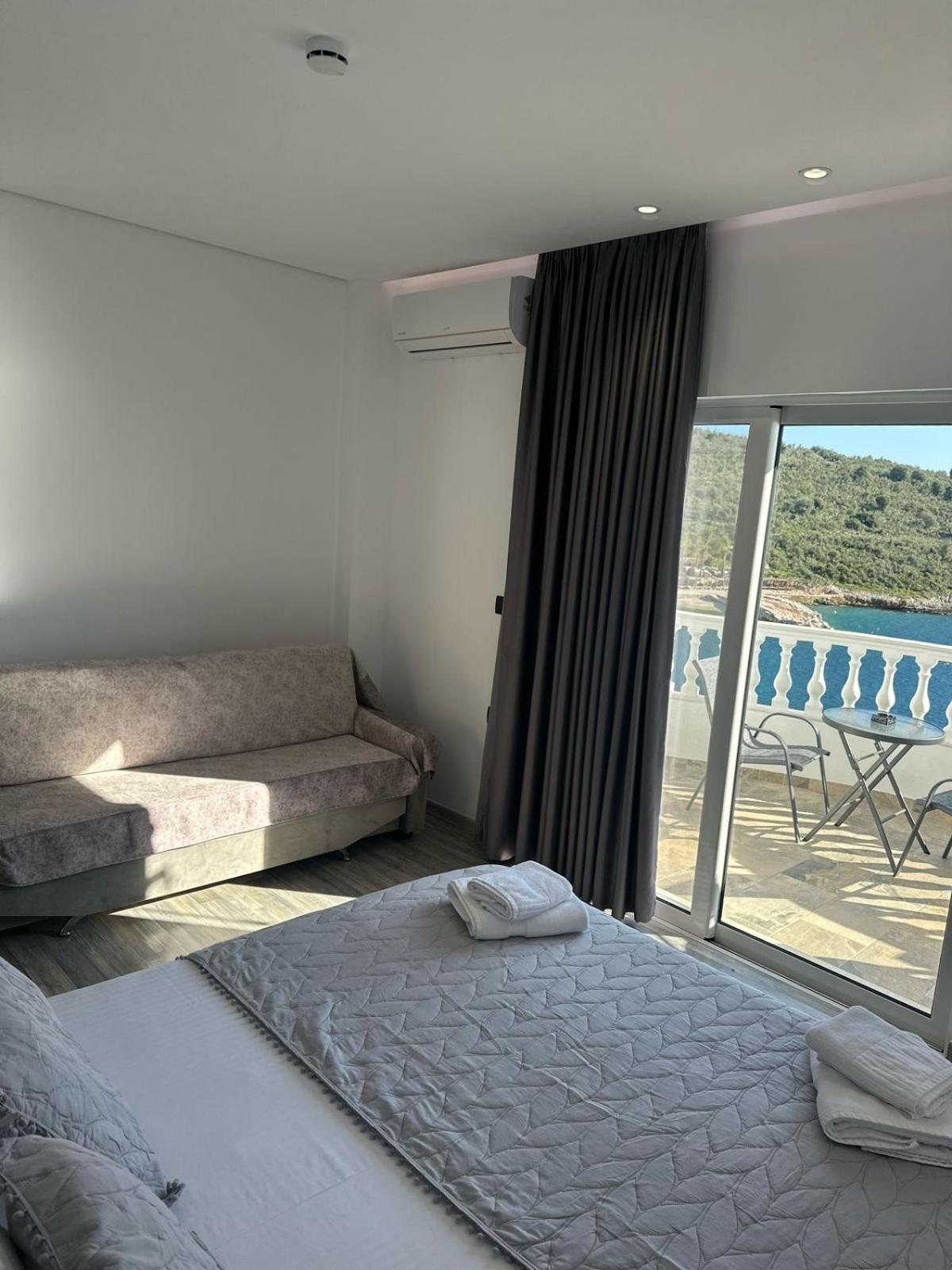 Luxury Villa Alisja Sarande With Private Beach Exterior foto